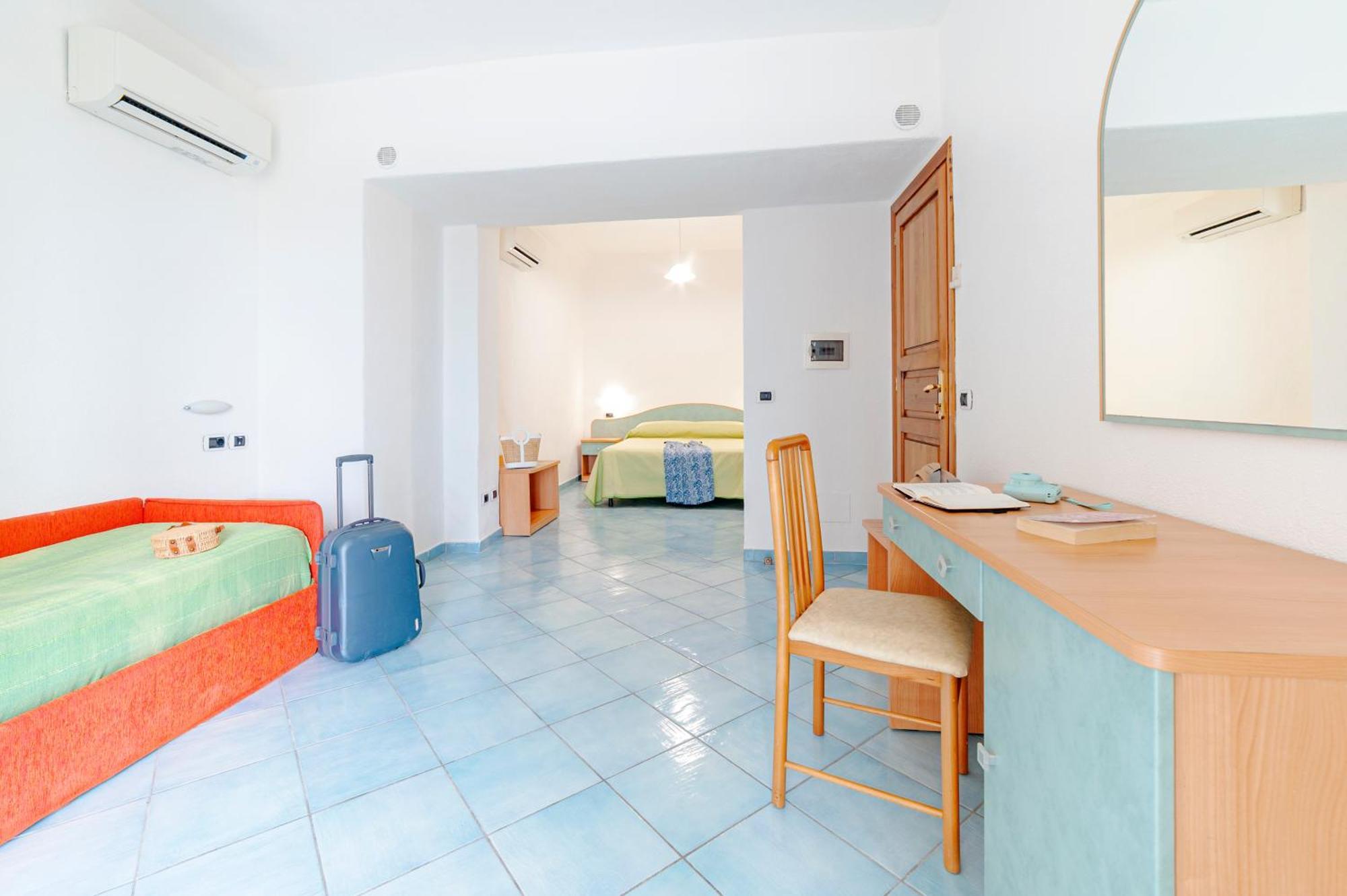 Poggio Del Sole Hotel Forio  Bagian luar foto